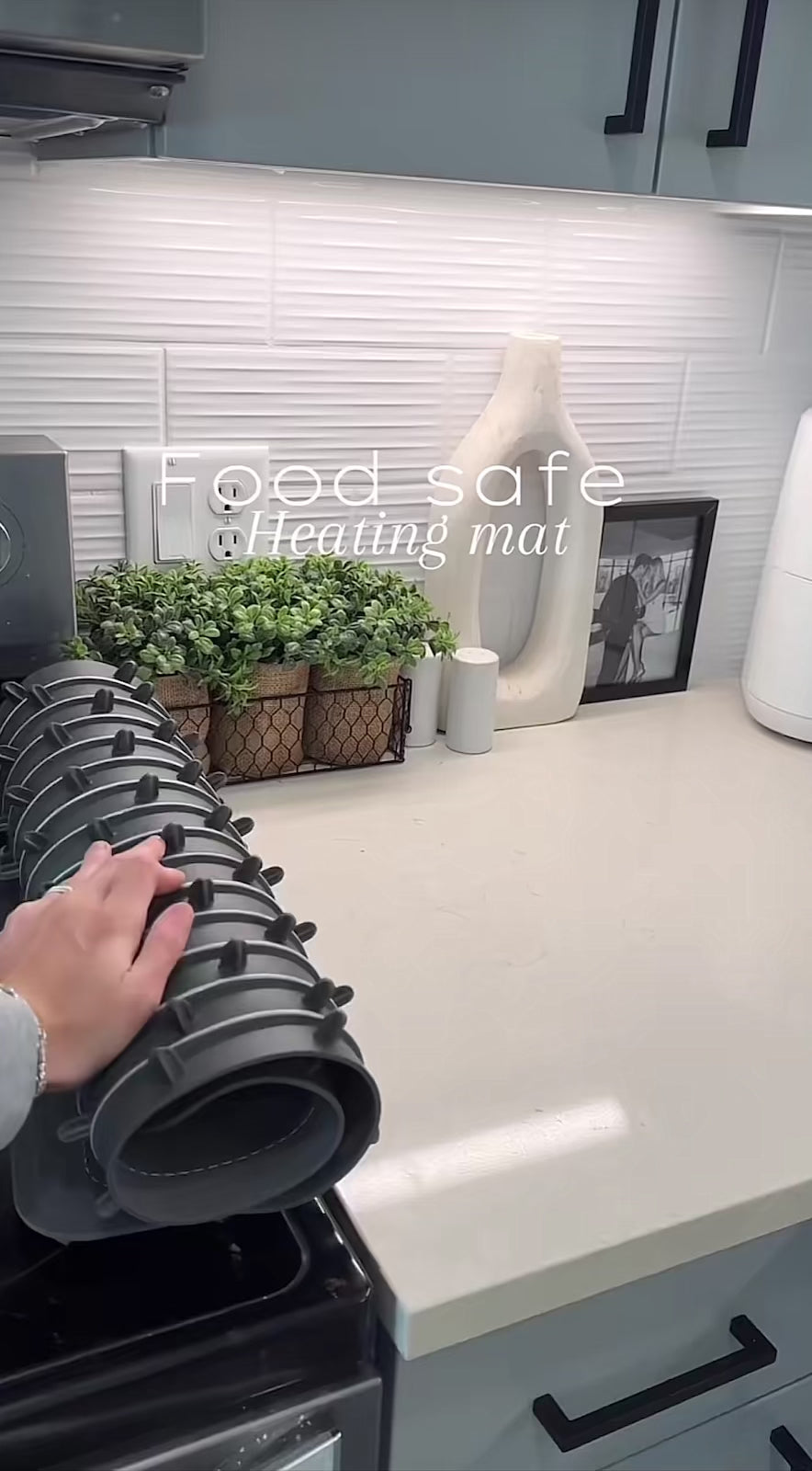 Calor Home™ Adjustable Warming Pad video